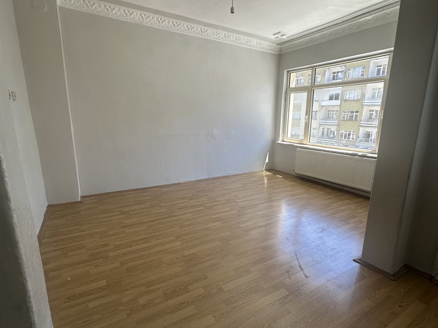 Fuzuli caddesinde Kiralık dire