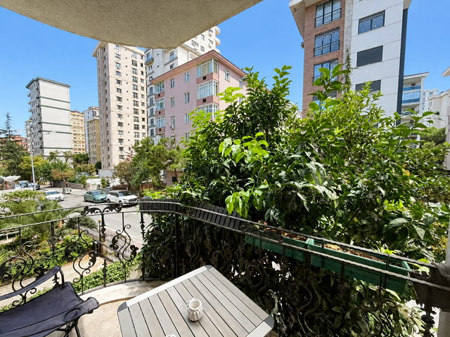 BOSTANCI ŞENESENEVLER'DE 104 M² NET GENİŞ BALKONLU 3+1 DAİRE