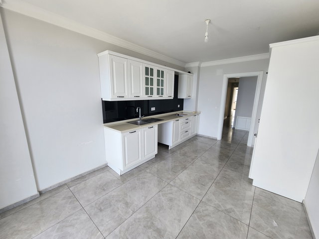 EMSALSİZ SATILIK DAİRE YALINCAK TERAS 2