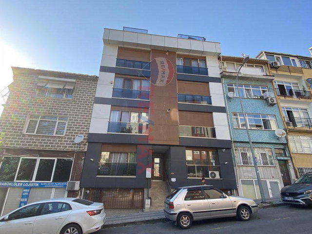 ÜSKÜDAR   SELİMİYEDE   YENİ   DAİRE