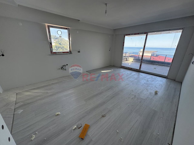 REMAX NADİR'DEN BORAN YAPI'DAN DENİZ MANZARALI SIFIR DAİRE