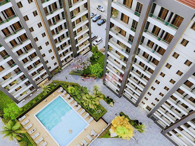 REMAX ILYADA 3'TEN MENEMEN'DE HAVUZLU MÜKEMMEL SIFIR DAİRELER
