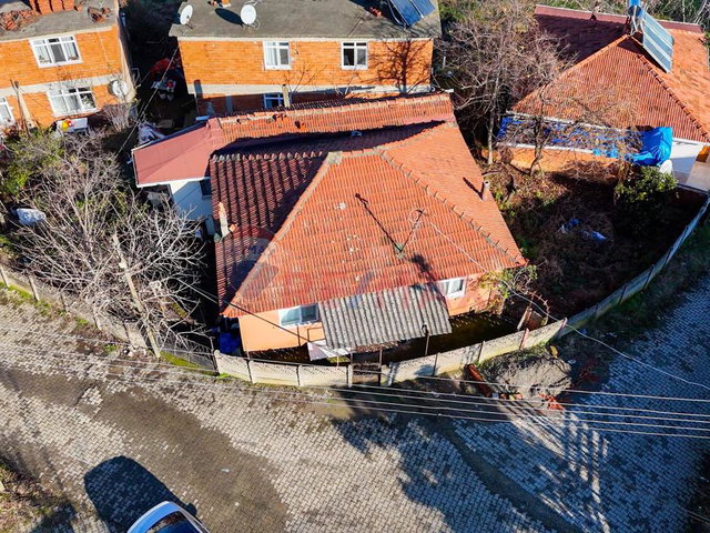 NK AKÇAKOCA DOĞANCILAR KÖYİÇİ 110M² TEK KAT 4+1 BAHÇELİ KARGİR EV