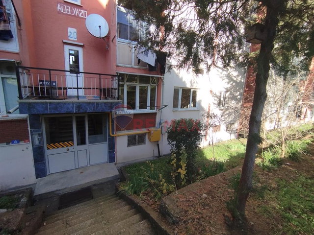 BALKAN MAHALLESİ GÖÇMEN KONUTLARINDA KİRALIK 2+1 DAİRE