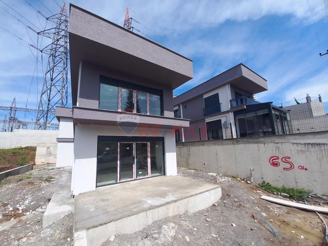 REMAX KANYON KAYACIKTA VİLLA
