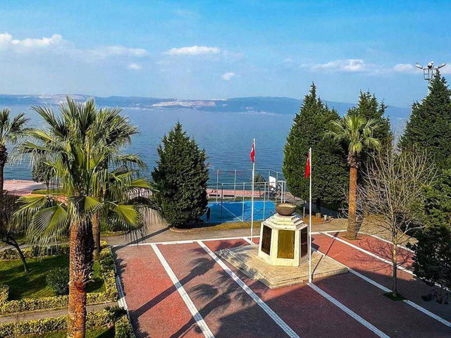 REMAX FREKANS'TAN SAHİLE SIFIR 3+1 MANZARALI DAİRE