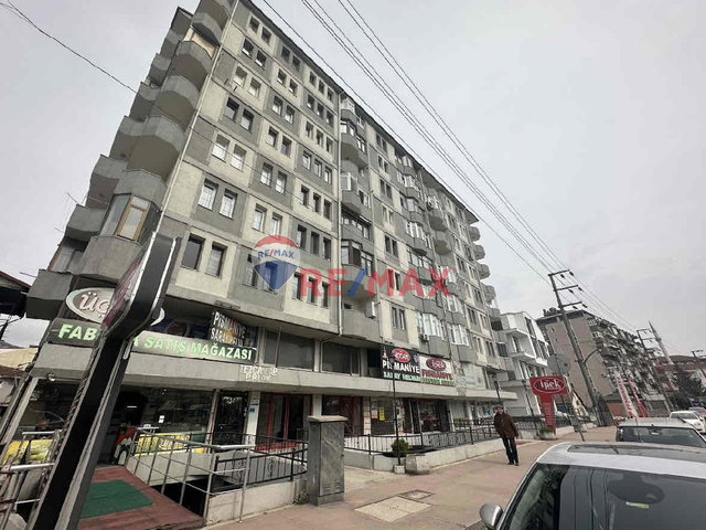 İZMİT D100 KARAYOLU ÜZERİNDE DENİZ MANZARALI 3+1 SATILIK DAİRE