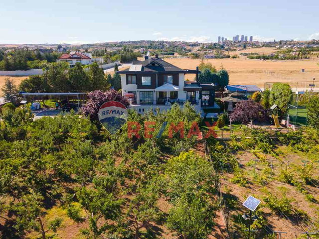 GÖLBAŞI'NDA 6.000 M2 MUHTEŞEM BAHÇE, ÇİFTLİK, MÜSTAKİL VİLLA