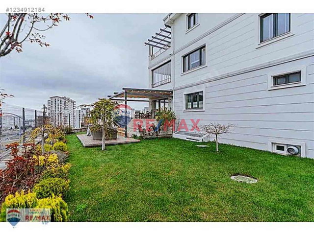 ALACAATLIDA ÖZEL TASARIMLI ANKARA MANZARALI SATILIK 7+2 VİLLA