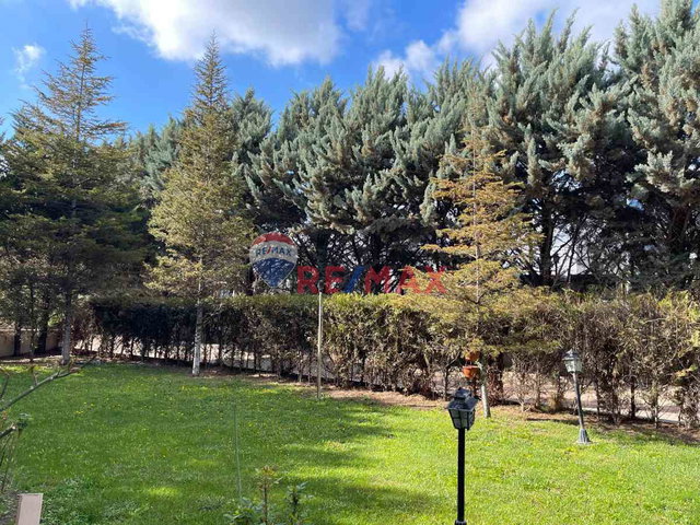 GÖLBAŞINDA FULL DONANIMLI OTURUMA HAZIR SATILIK LÜKS VILLA