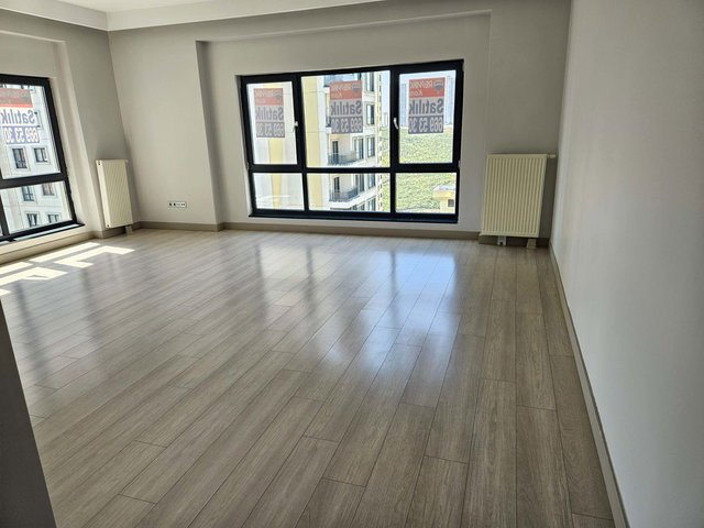 EMLAK KONUT ISPARTAKULE EVLERİNDE REMAX MANZARALI 3+1