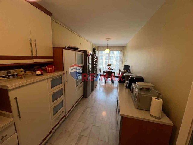 ÇAMLICA SARI KONAKLAR SİTESİNDE GENİŞ ARA KAT 3 +1 SATILIK DAİRE