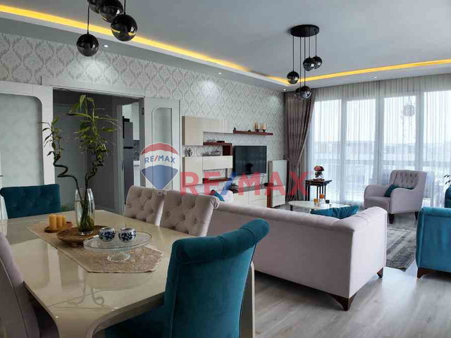 SATILIK | BEYLİKDÜZÜ ROSE GARDEN KAVAKLI'DA PEYZAJ MANZARALI LÜKS 4+1 DAİRE