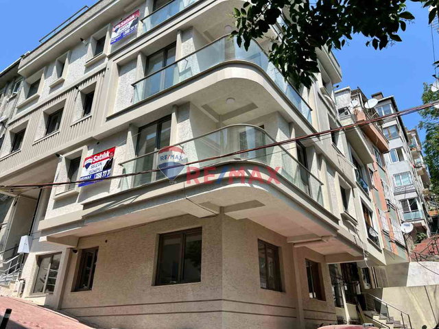 BAHÇEŞEHİR ÜNİVERSİTESİ'NE YAKIN SATILIK DAİRE