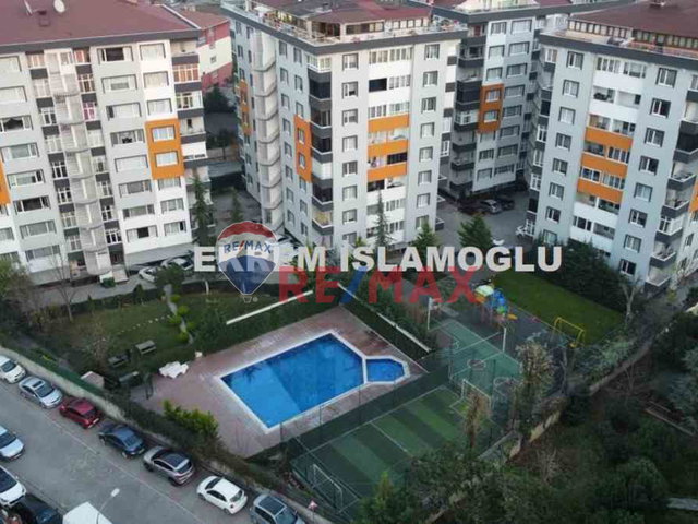 ÜMRANİYE AŞAĞI DUDULLU SATILIK 4+2 MİMAR DİZAYNLI TERASLI DAİRE