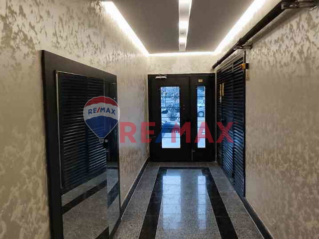 KUŞADASI SATILIK SIFIR DENIZE 100M ARAKAT DAIRE