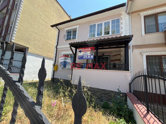 REMAX MAVİDEN SERDİVAN ARABACIALANI MAH.DE MÜSTAKİL DUBLEKS