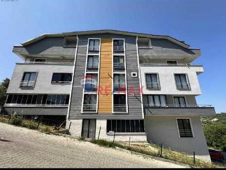 İZMİT KURU ÇEŞMEDE 3+1 ASANSÖRLÜ SIFIR DAİRE