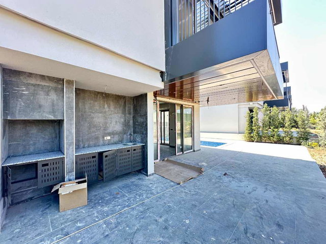 ÇUKUROVA KARAHAN X KORU SITESI KIRALIK HAVUZLU, OTOPARKLI VILLA