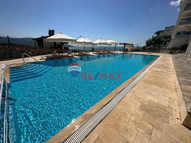 RE/MAX COOL'DAN MUHTEŞEM DENİZ MANZARALI 3+1 BAHÇE DUBLEXİ