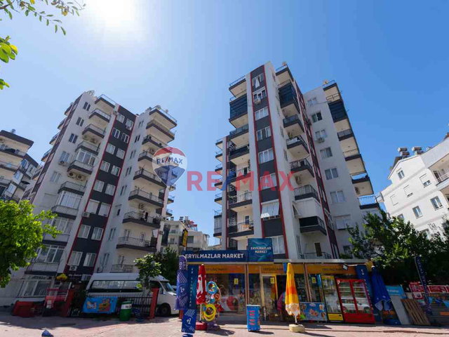 KONYAALTI HURMA MERKEZDE SİTE İÇERİSİNDE GENİŞ 3+1 SATILIK DAİRE