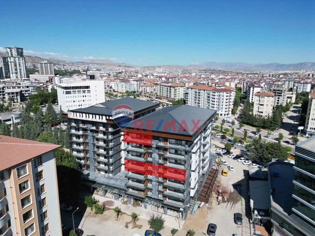REMAX DOĞU'DAN VİSTATOWER'DA SATILIK 3+1 DAİRELER (AKBULUT YANI)