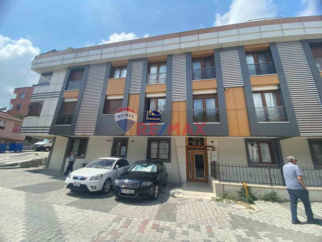 EŞYALI SATILIK MANZARALI  LÜKS DAIRE  KISIKLI SEFA CAMII YANI ÇIFT GIRIŞLI 4+2 DUBLEKS DAIRE
