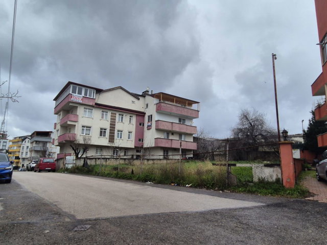 DARICA BAĞLARBAŞI MAHALLESİ'NDE KISMİ DENİZ MANZARALI SATILIK 3+1 DUBLEKS DAİRE
