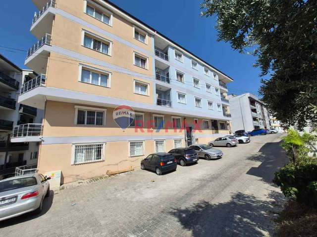 SEFERİHİSAR'DA SATILIK 3+1 DAİRE