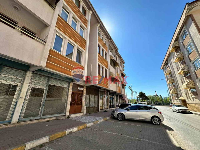 RE/MAX DREAM   DERİNCEDE MUHTEŞEM GENİŞ 2+1 KİRALIK DAİRE