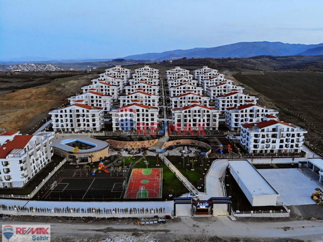 RE/MAX ŞEHİR'DEN ASUDE VADİ' DE SATILIK 2+1 BAHÇE KATI DAİRE