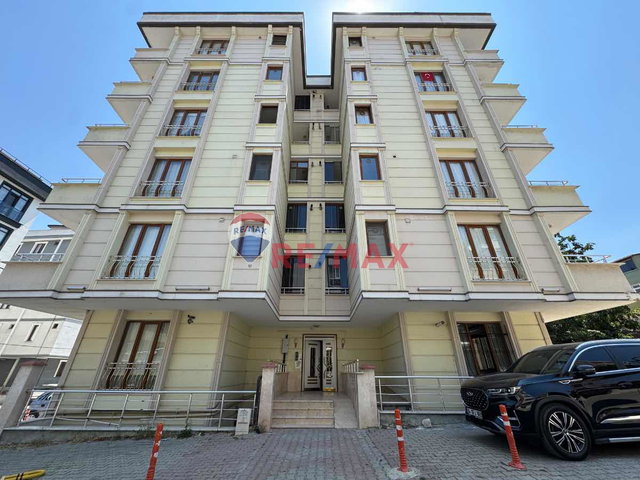 EKŞİOĞLU MH 3 CEPHE 3 BALKON ARA KAT 2+1 85 M2 KİRALIK DAİRE
