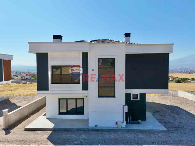 ERKİLET GENERAL EMİR' DE 500M2 ARSALI SATILIK 8+1 LÜX VİLLA %25 PEŞİNAT+12 AY TAKSİTLE