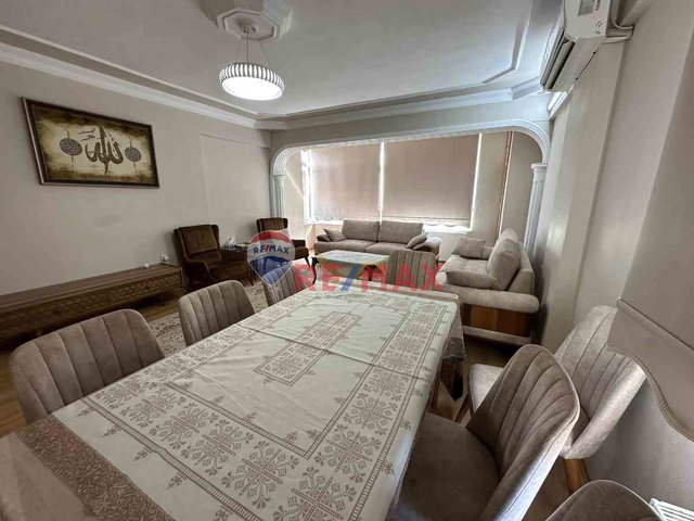 REMAX YALOVA KADIKÖYDE SATILIK VİLLA