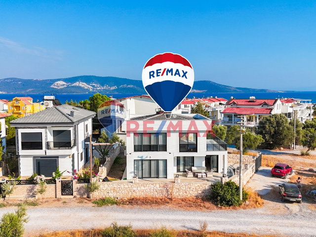 FEVZIPAŞA DA TEK MÜSTAKİL VE HAVUZLU VİLLAMIZ