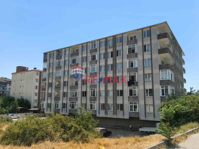BÜLENT ECEVIT BULVARINDA,  3+1 SATILIK DAIRE