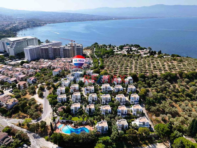 KUŞADASI BLUE JASMINE VİLLALARINDA SATILIK VİLLA