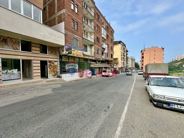 1 NOLU BEŞİRLİ SINIRINDA SATILIK 4+1 SATILIK FIRSAT DAİRE!!!