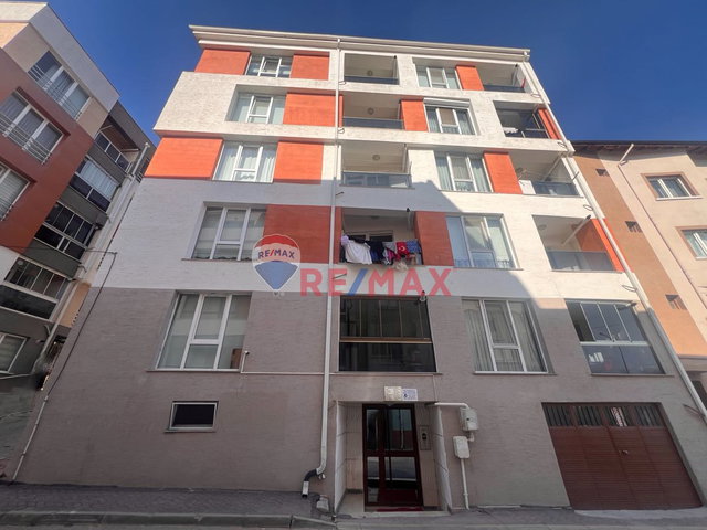 REMAX MOD’DAN GÖZTEPE’DE SATILIK 3+1 DAİRE