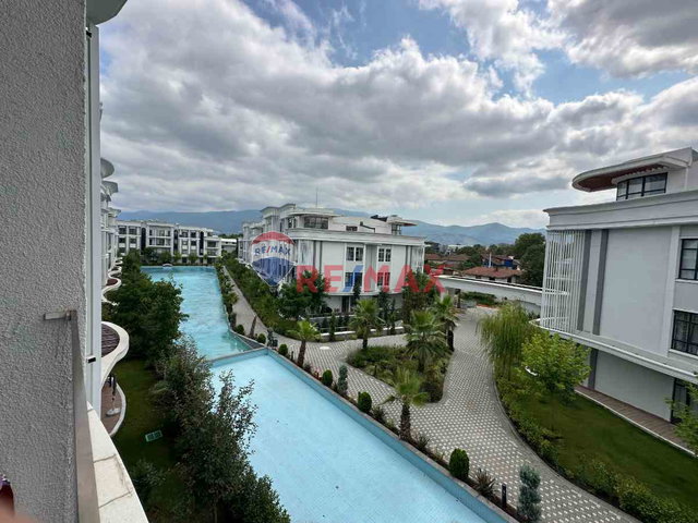 ZERAY MAHAL DE HAVUZ MANZARALI DUBLEKS 1+1 SATILIK DAİRE