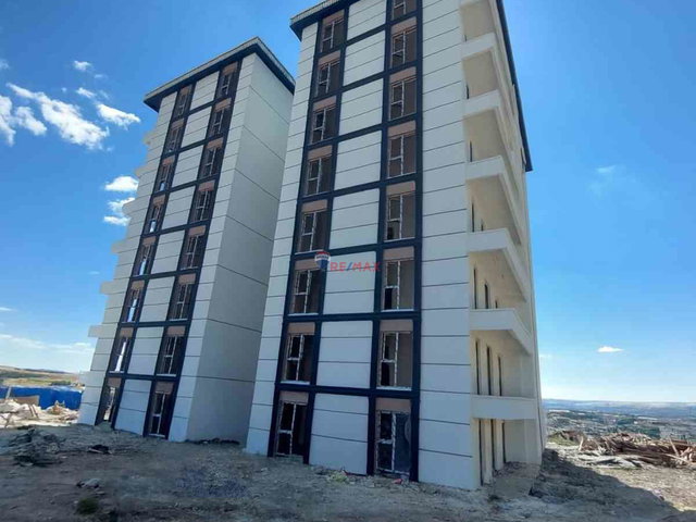 GÖLBAŞI SEĞMENLER'DE SÜPER LÜKS 4+1 MOĞAN GÖLÜ MANZARALI