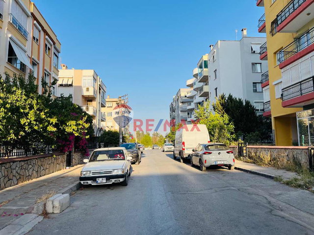 İZMİR NARLIDERE ILICA MH. 9 EYLÜL HASTANESİNE YAKIN 3+1 SATILIK DAİRE
