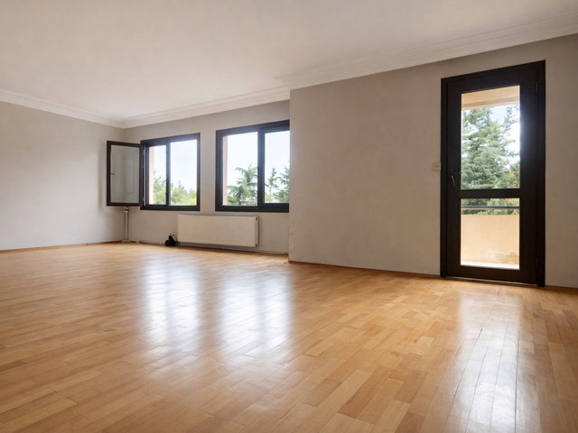 GÖKSU EVLERİ'NDE 39 M² SALONLU BOŞ 3+1 SATILIK DAİRE
