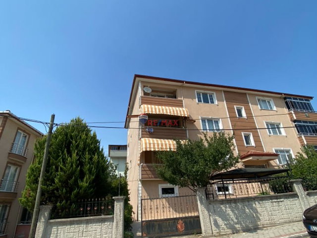 REMAX DREAM DEN DERİNCEDE SATILIK ARA KAT DAİRE