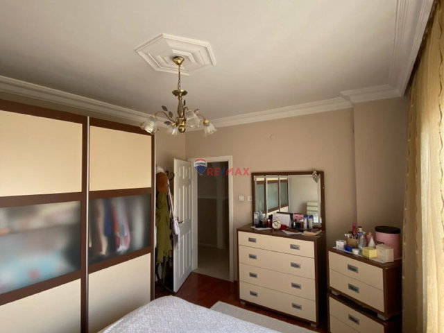 REMAX DREAM DEN DERİNCEDE SATILIK ARA KAT DAİRE