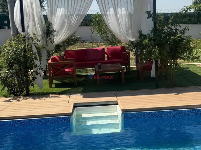 KIRKLARELİ MERKEZ KAVAKLI'DA RE/MAX EKİNOX'TAN SATILIK MÜSTAKİL VİLLA