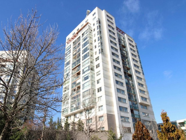 PARK VADI SITESI KATTA EŞYALI 4+1 SATILIK DAIRE