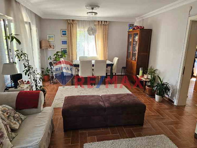 USKUMRUKÖY ARIKÖY'DE SATILIK BÜYÜK BAHÇELI SATILIK 4+1 VILLA