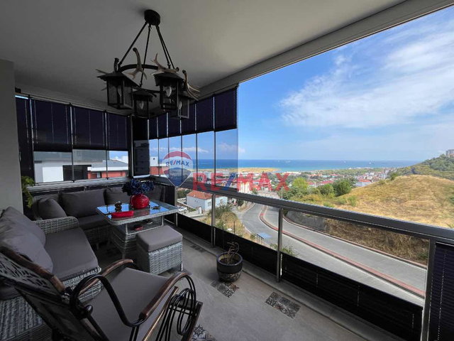 REMAX PARLA / GLOBUS 30 SITESI | HAVUZLU, DENIZ MANZARALI 3+1