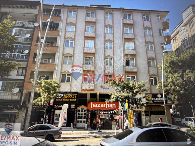 REMAX DEĞİŞİMDEN YUNUS EMRE BLV. CADDE ÜZERİ 3+1 SATILIK DAİRE